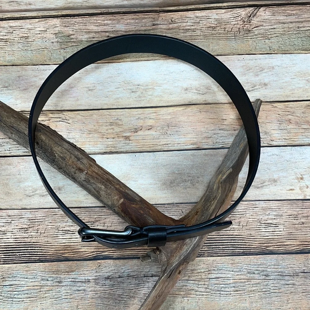 Boys Faux Leather Belt Size 26-28 Medium